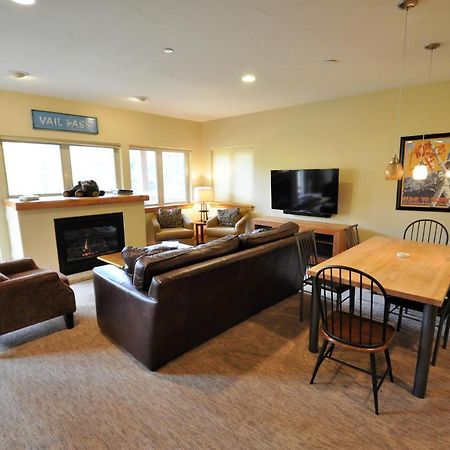 Beautiful East Vail 3 Bedroom Condo W/Hot Tub On Shuttle Route. 외부 사진